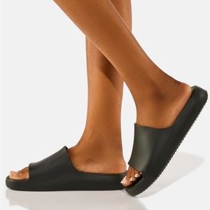 NEW Melissa Shoes Cloud Slides 9 Black Jelly Sandals Slide Jellies Dolls Kill